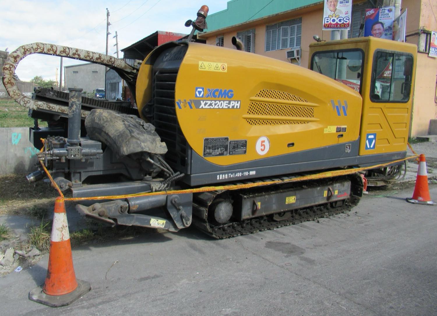 A horizontal directional drilling rig on a civil construction site (stand-in image).